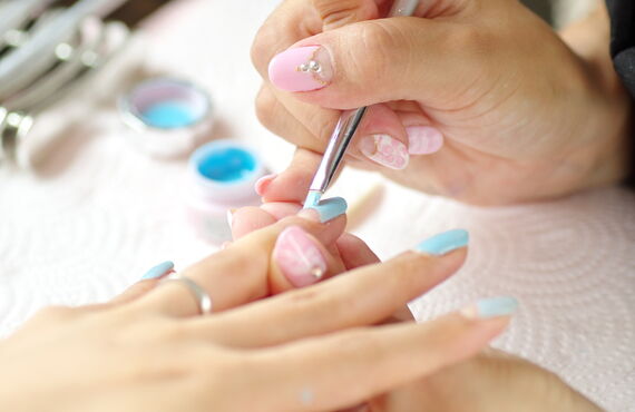 成田にあるサロンはネイルデザインをバリエーション豊かにご用意しています